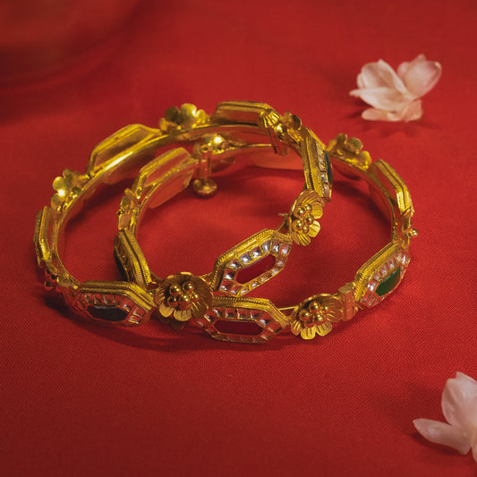 ANTIQUE KUNDAN BANGLE