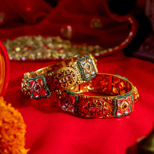 ANTIQUE KUNDAN BANGLE
