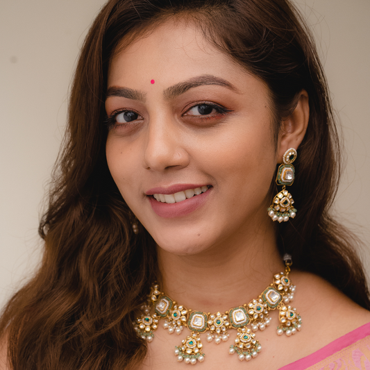 KUNDAN NECKLACE