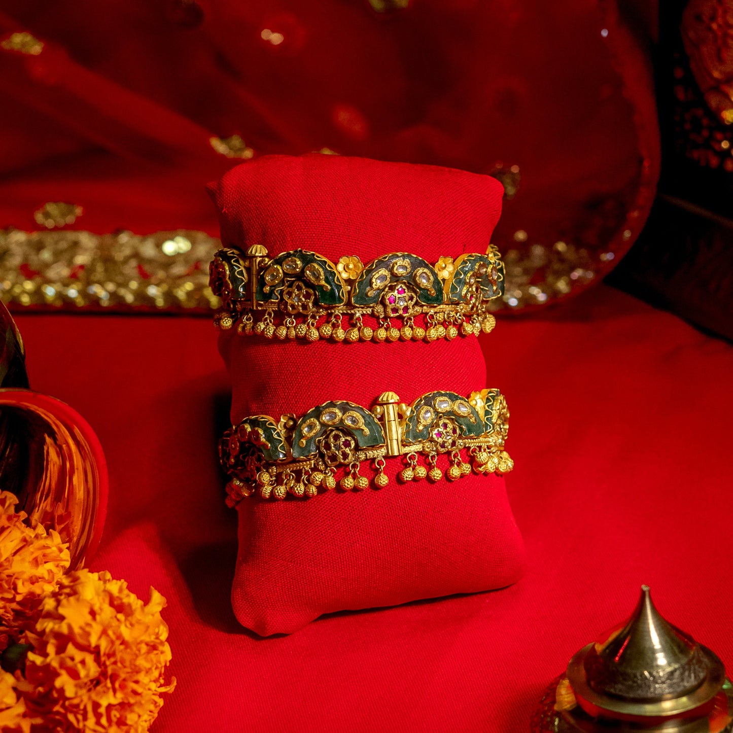 Heritage Gold Bangle