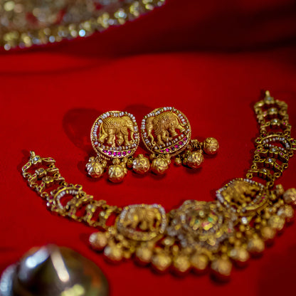 An antique Earrings